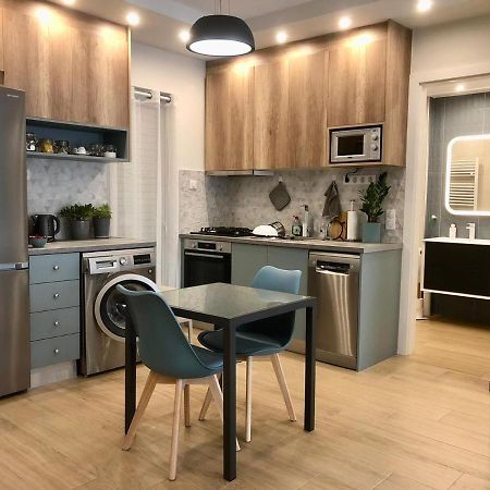 Tony'S Suite With Parking Athen Exterior foto