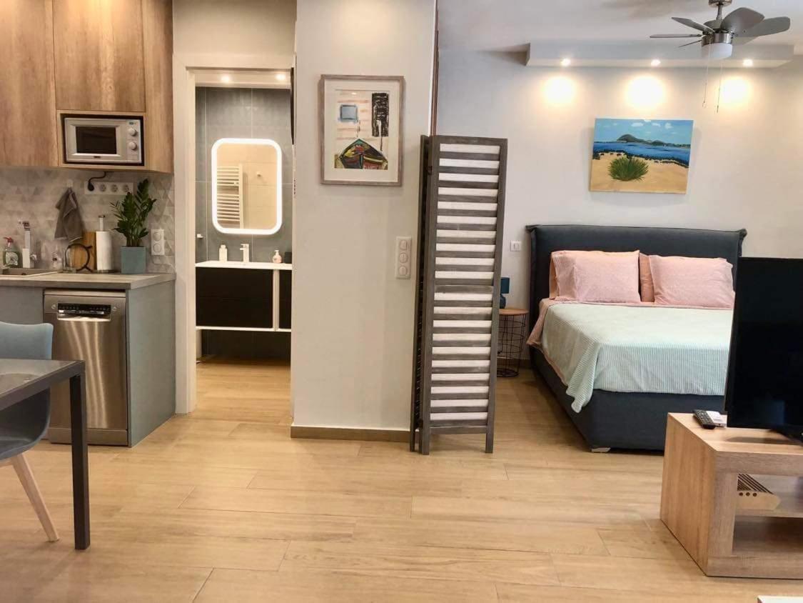 Tony'S Suite With Parking Athen Exterior foto